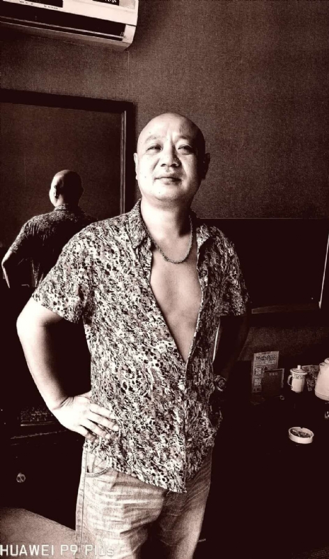 该谁是谁的第一张照片--浙江闪婚服务中心