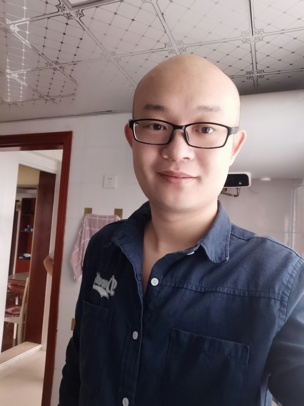 凝望远方的第一张照片--浙江闪婚服务中心