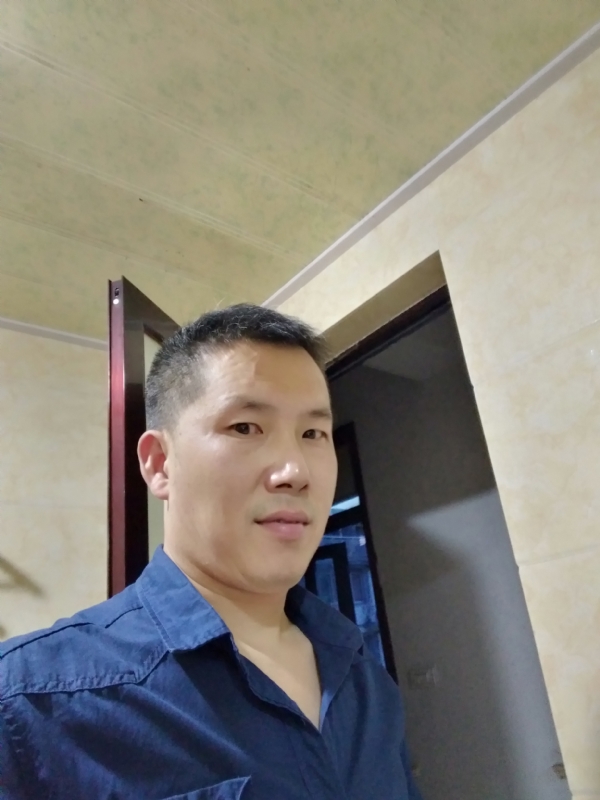 余生搀扶走的第一张照片--浙江闪婚服务中心