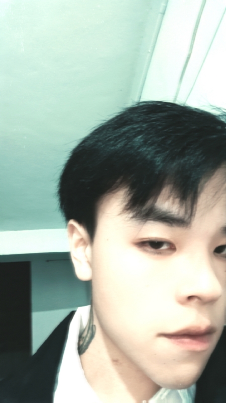 余温的第一张照片--浙江闪婚服务中心
