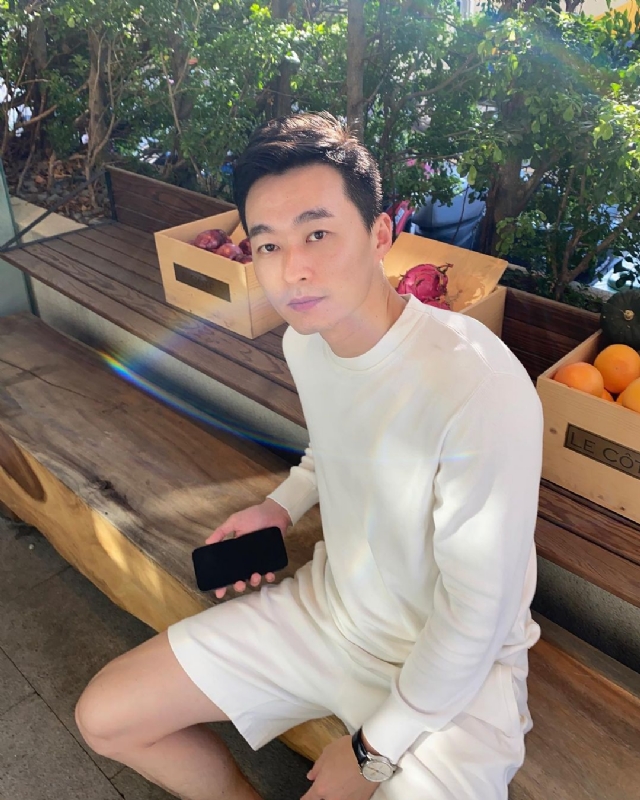 Eric的第一张照片--浙江闪婚服务中心