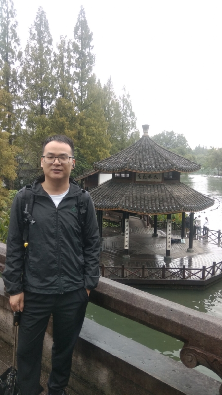 文刀先生的第二张照片--浙江闪婚服务中心