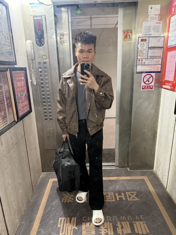 jin的第一张照片--浙江闪婚服务中心