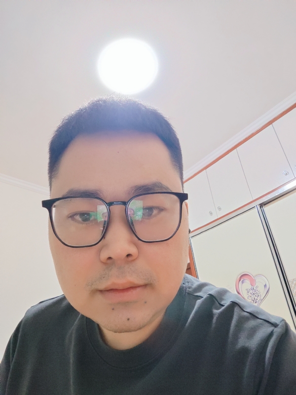路飞的第一张照片--浙江闪婚服务中心