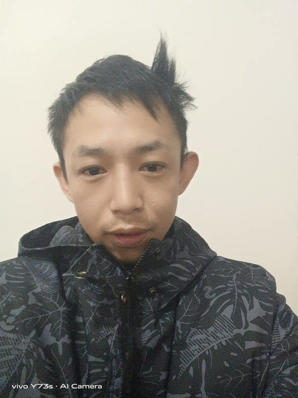 不吃葡萄皮的第一张照片--浙江闪婚服务中心